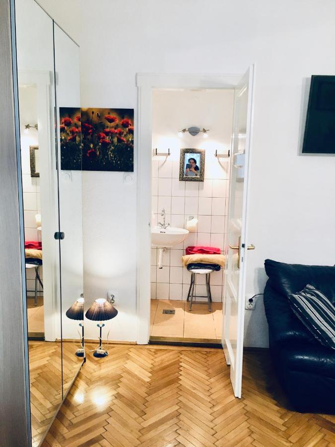 Romantic Studio In Budapest 12Th District Close To Mom Park Apartamento Exterior foto